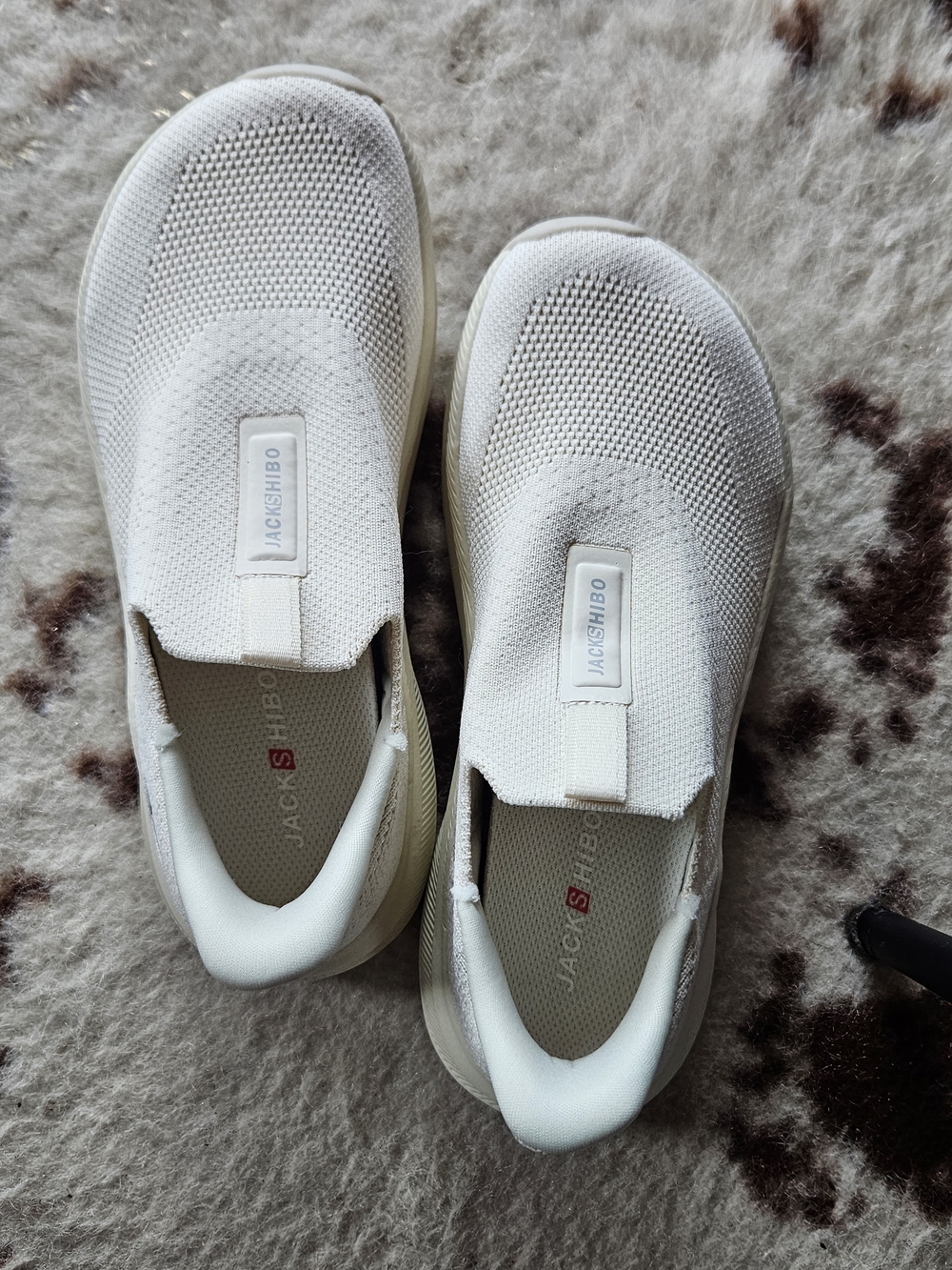 Jackshibo Slip-On Comfort Sneakers in Off White Women's Size W 8
